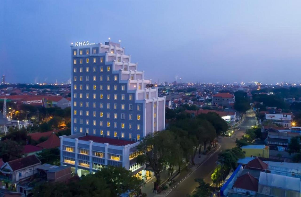 Hotel Khas Gresik Esterno foto