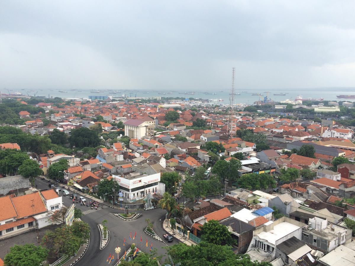 Hotel Khas Gresik Esterno foto